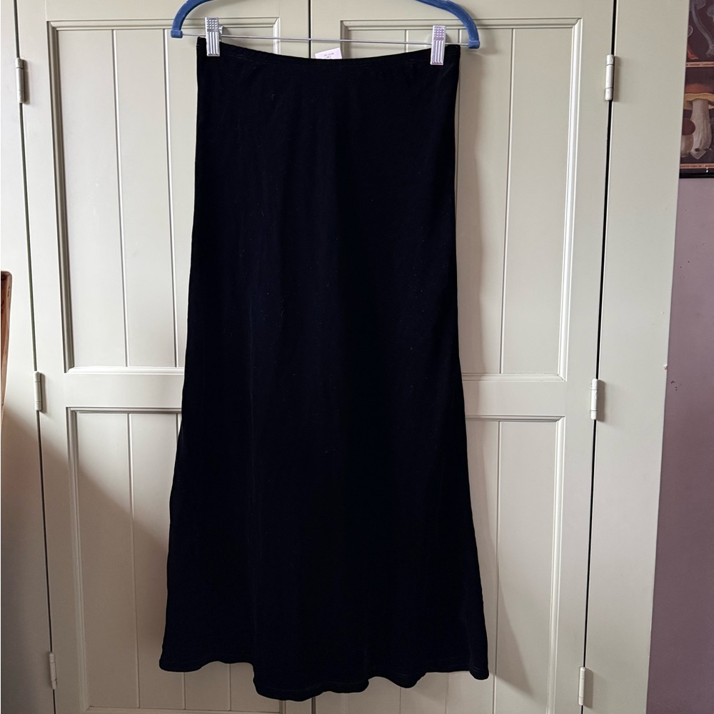 Lily Classic Black Maxi Skirt